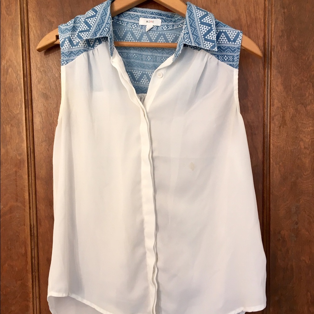 Chambray Collar White Sleeveless Blouse