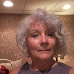 Meet your Posher, Debra