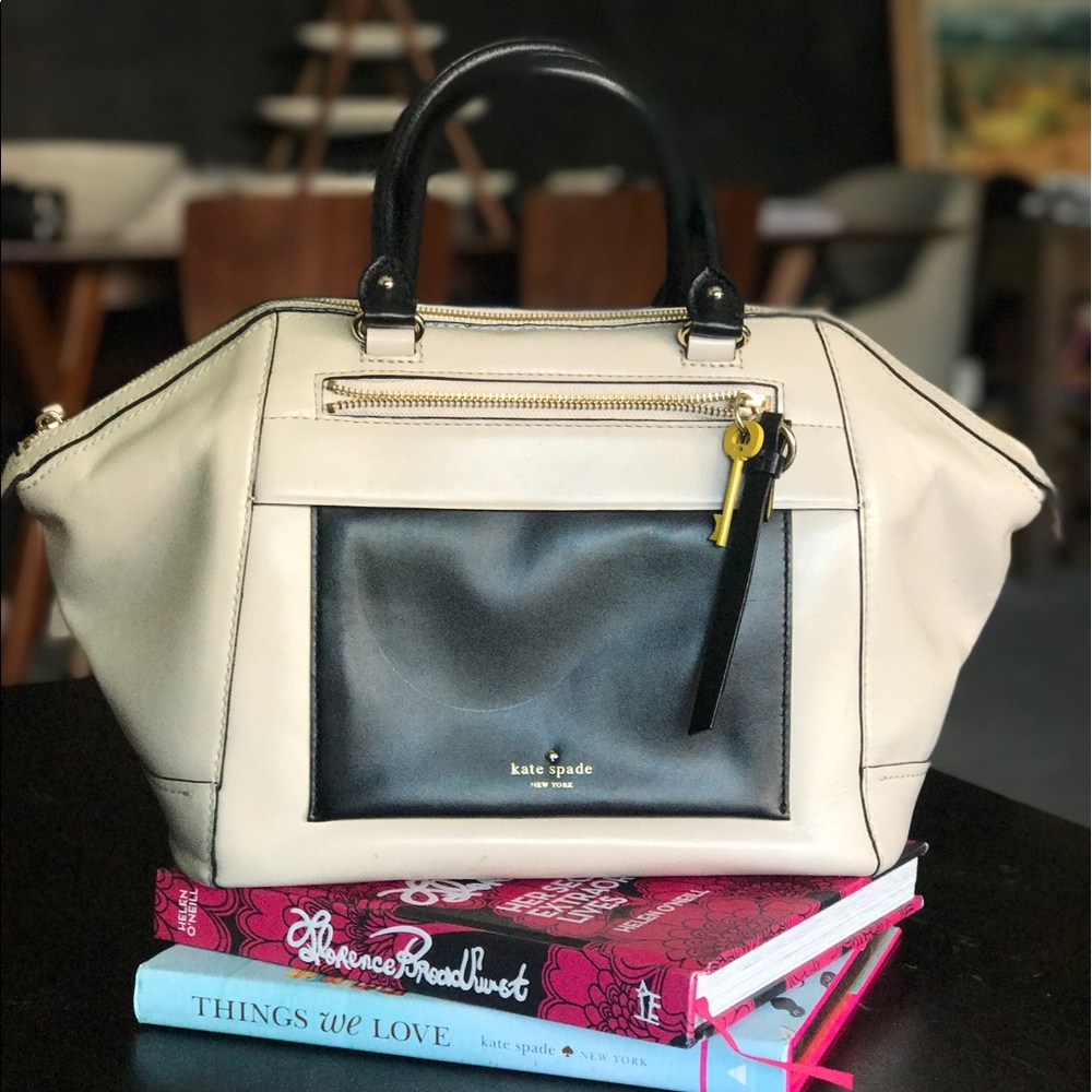 *SOLD* Kate Spade large York Street leather duffle