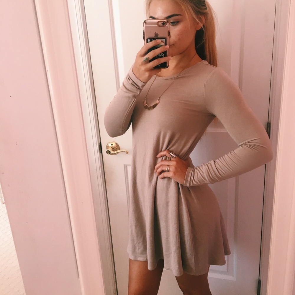 NWT long sleeve beige dress
