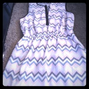 Forever 21 dress med