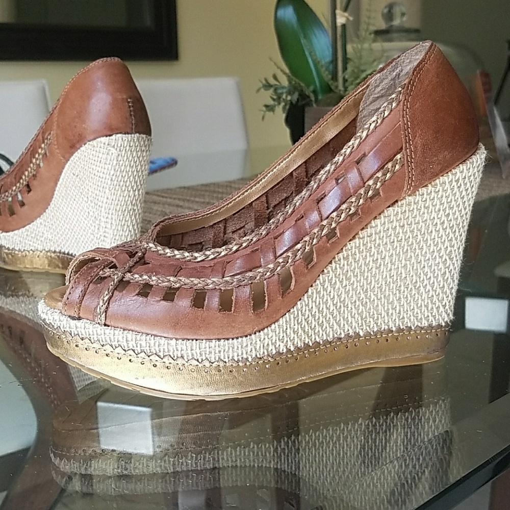 Wedge sandals Real leather made in BRAZIL