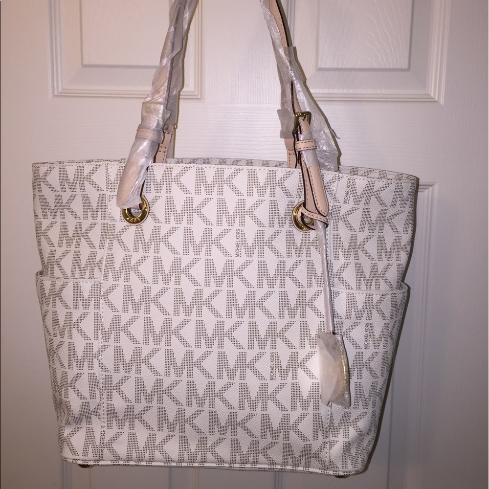 Michael Kors Vanilla JetSet Tote & Wallet 2 pc SET