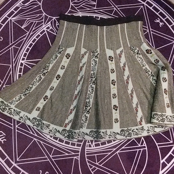 Anthropologie Dresses & Skirts - Anthropologie Moth L Size sweater skirt