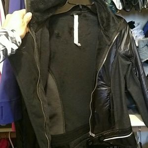 Additional pictures.