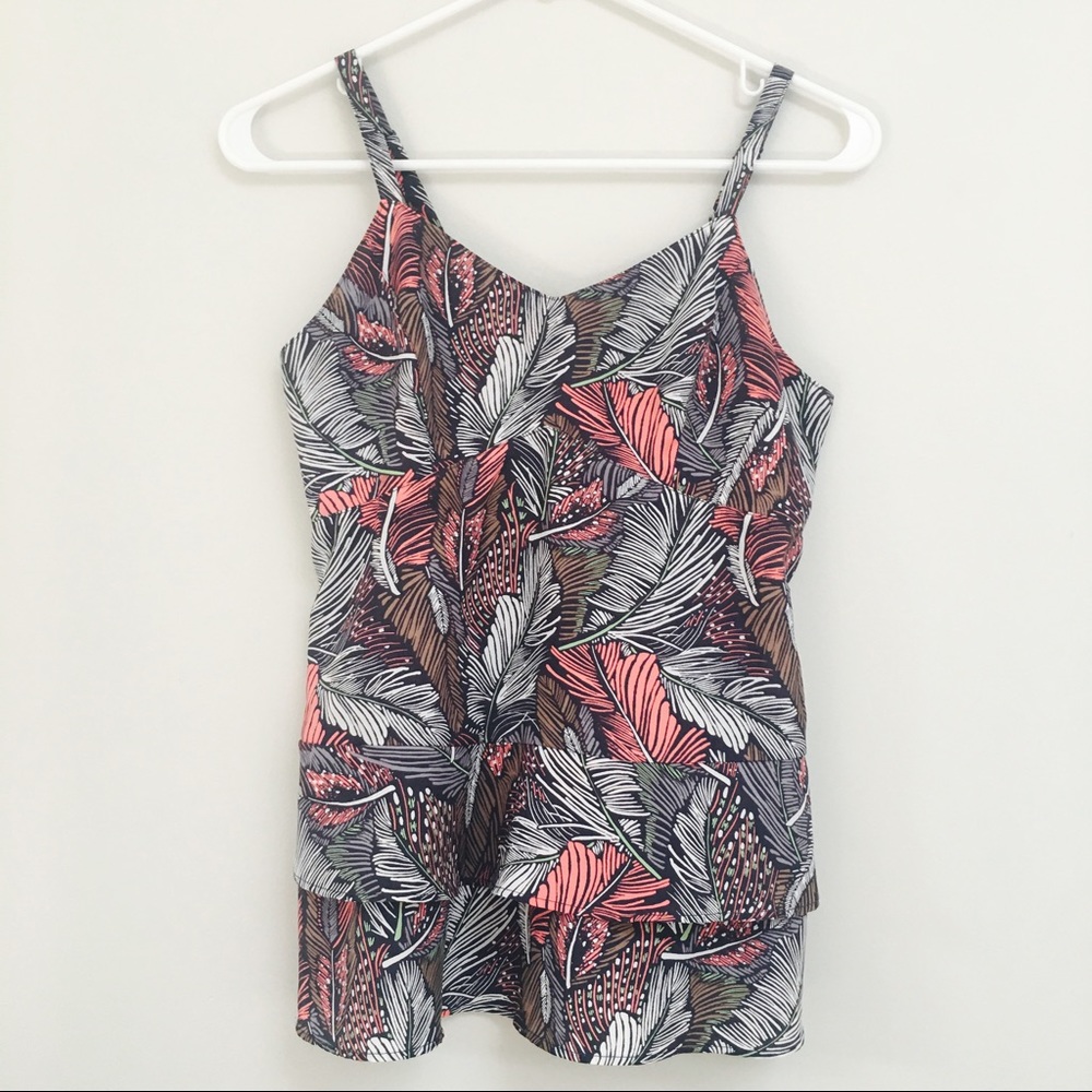 Feather print tank