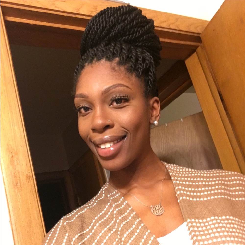 Meet your Posher, Essence