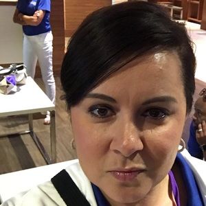 Meet your Posher, Angela