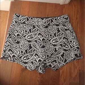 Black and White Paisley Skort