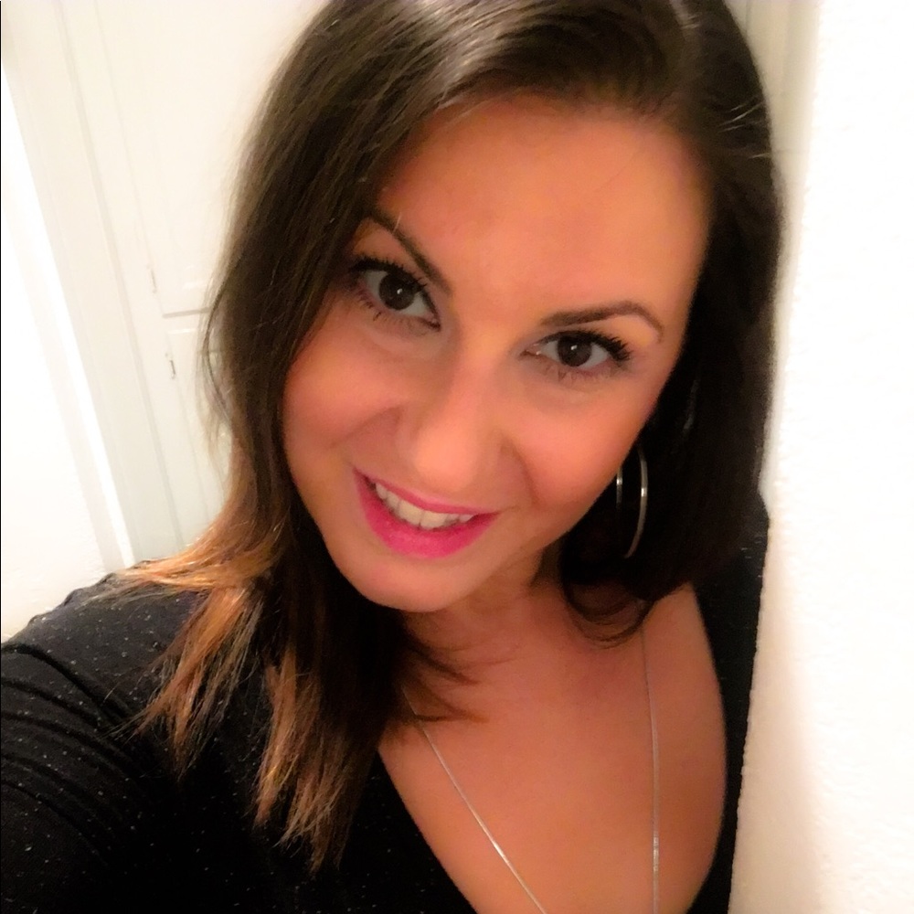 Meet your Posher, Mihaela