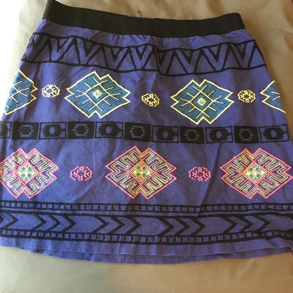 Aztec mini skirt