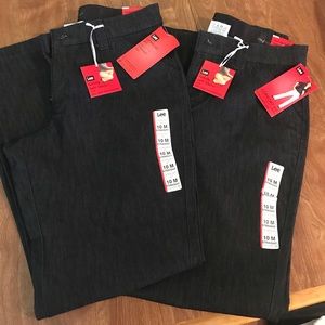 2 brand new pair of Lee jeans