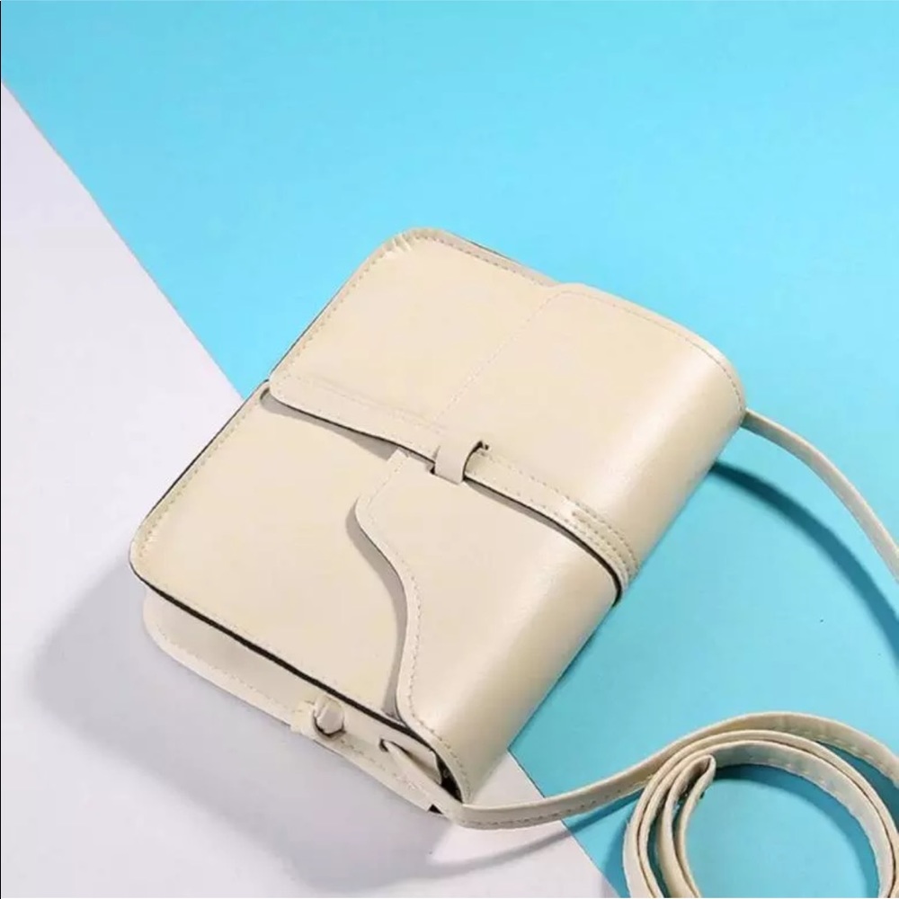 Vegan leather Crossbody messenger purse NEW in bag - Picture 8 of 8