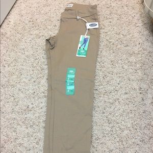 Old navy nwt khaki cropped pixie pant