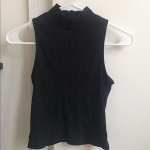 Sleeveless ribbed shirt