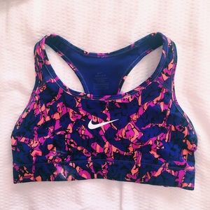 nike sports bra