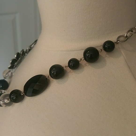 Flower necklace - Picture 5 of 6