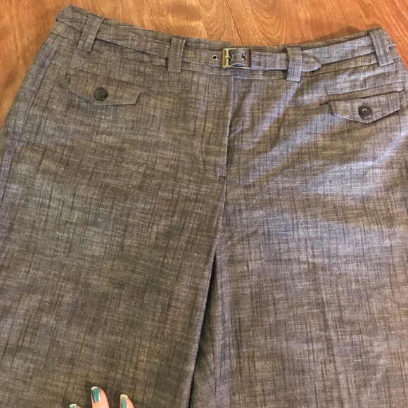 Larry Levine stretch Capri - Picture 2 of 4