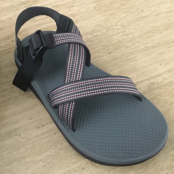 Men's Chacos Size 10 - Picture 1 of 1