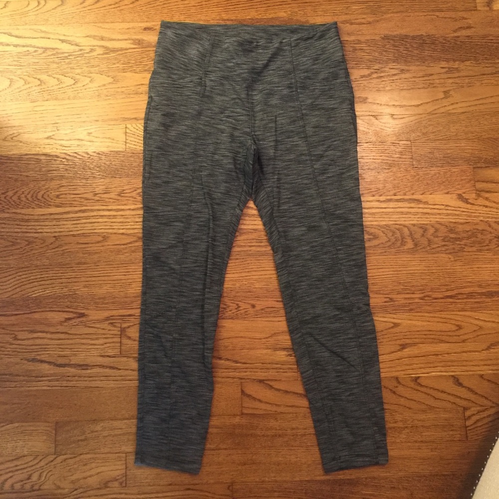 EUC - Athleta Gray Leggings - Size LP
