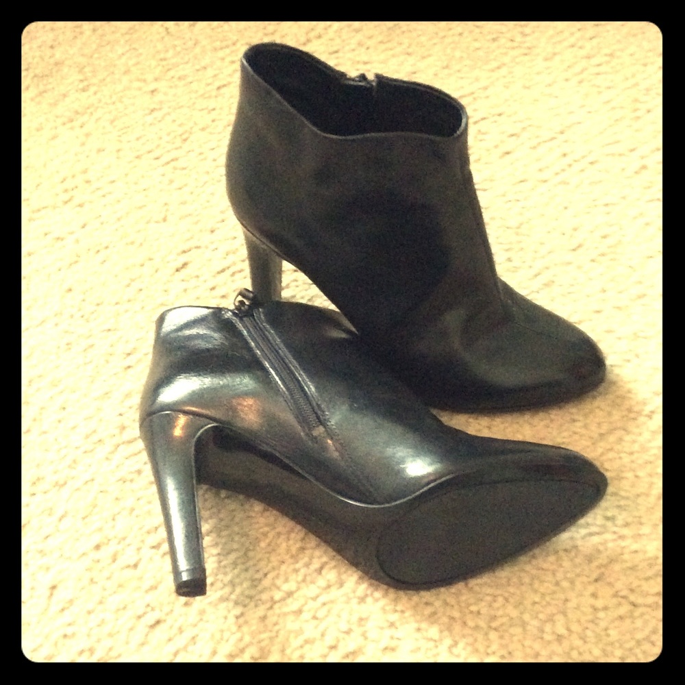 Nine West booties-never worn. NWOT