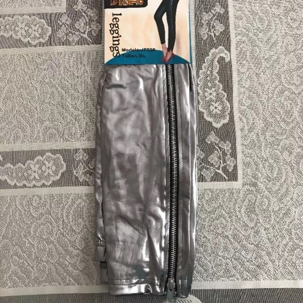 Women Indero Dark Silver Leggings with Full Zipper