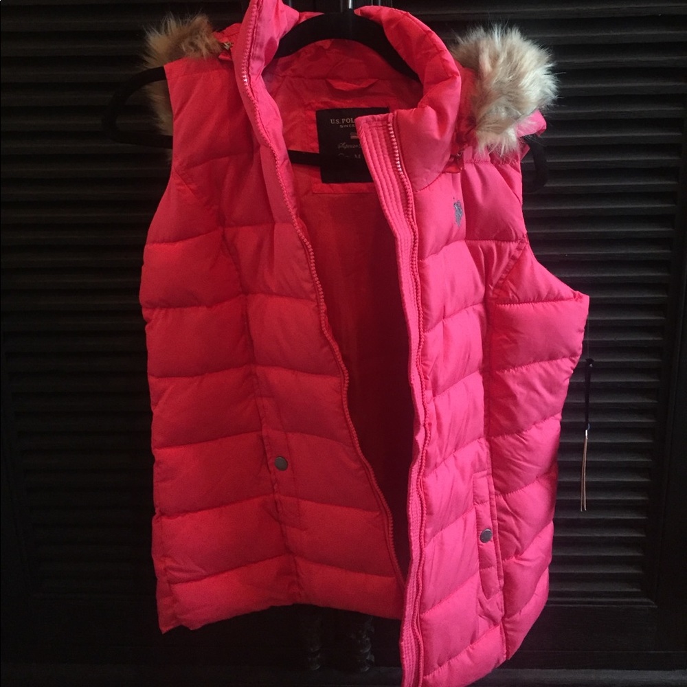 Fur vest