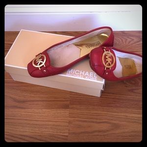 Red MICHAEL KORS ballet flat