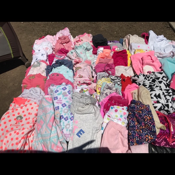 Nb-9mo girl clothes new or like new condition - Picture 2 of 5