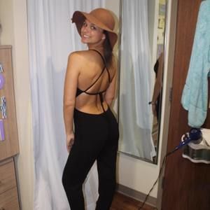 Meet your Posher, Olivia