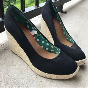 Target Black Wedges