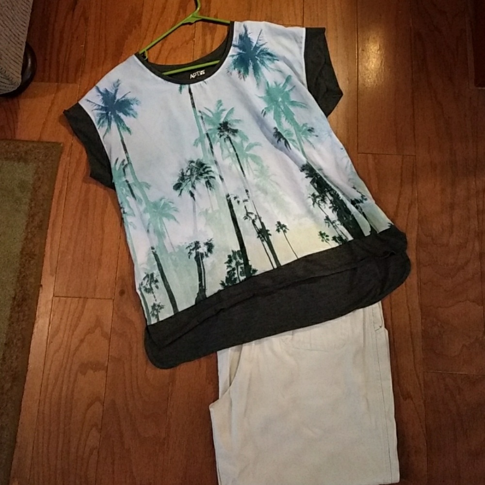 Great Vacation Top- L