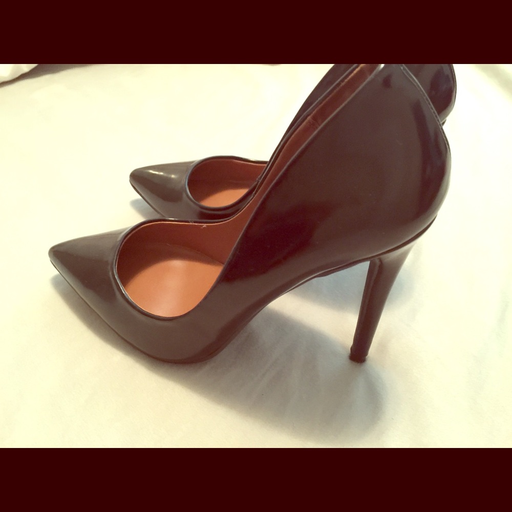Mossimo glossy heels size 8