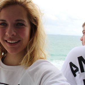 Meet your Posher, Ariel