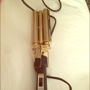 Hot Tools Gold 3- barrel Spring Waver Iron