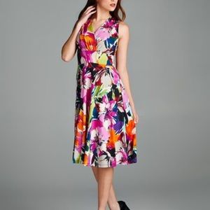 🌺OFFERS WELCOME 🌺 Floral dress, size M