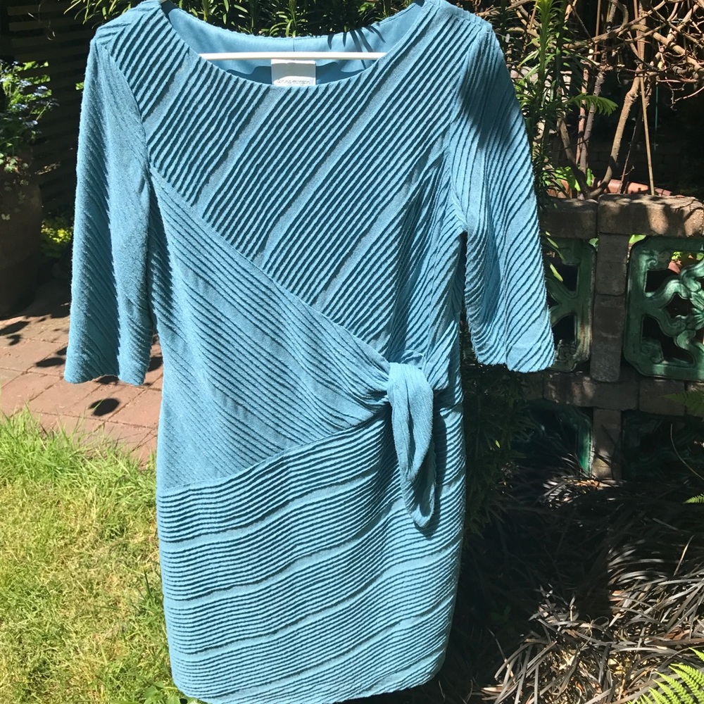 Donna Morgan textured dress