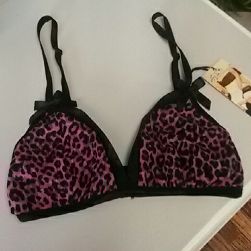 NWT Lucy B Leopard print Bralette