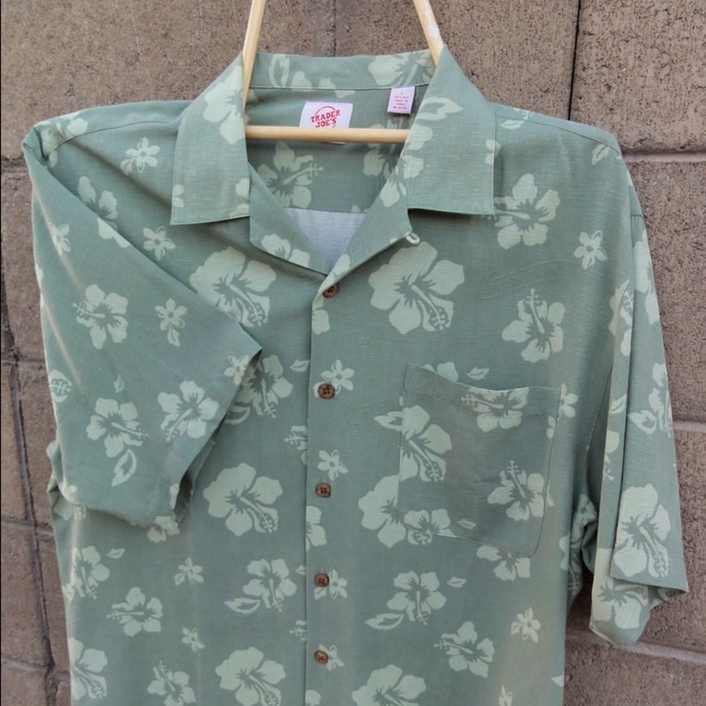 Trader Joe's Hawaiian Casual Dress Shirt - Unisex