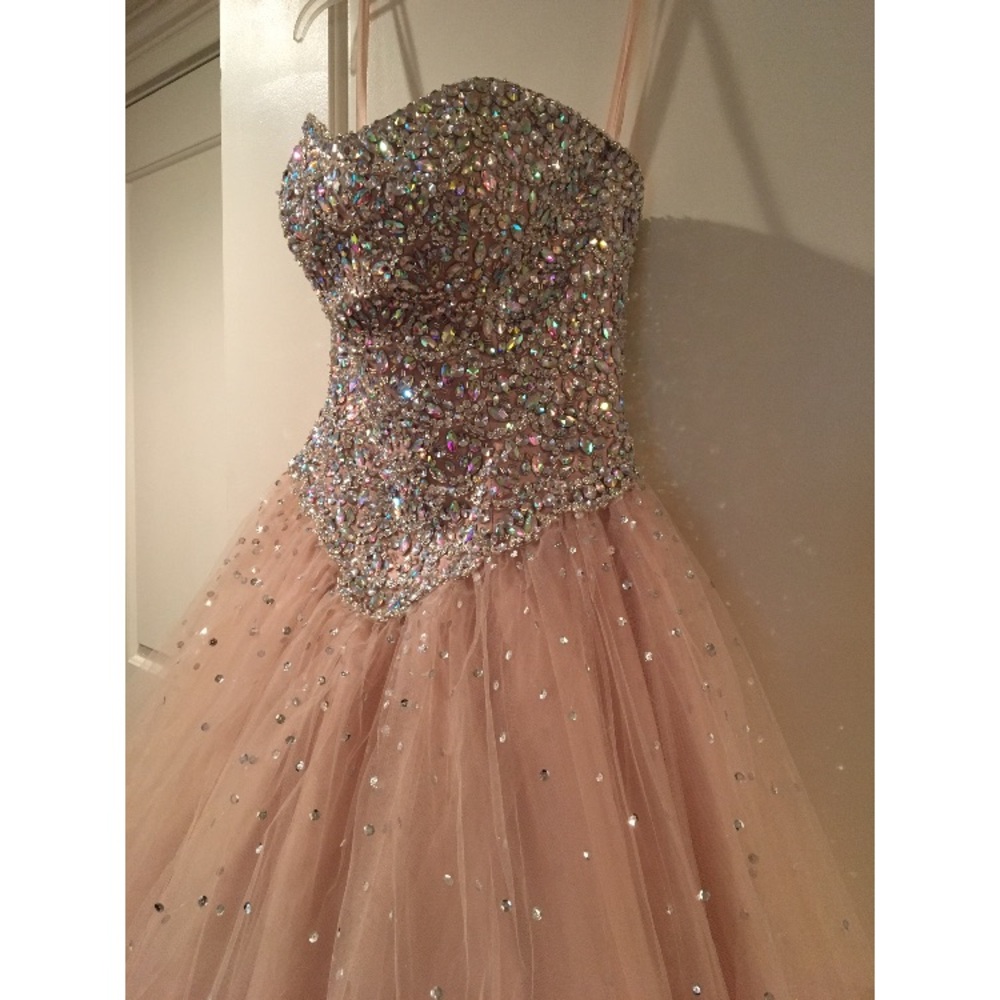 Sweet 16 dress - Picture 4 of 5