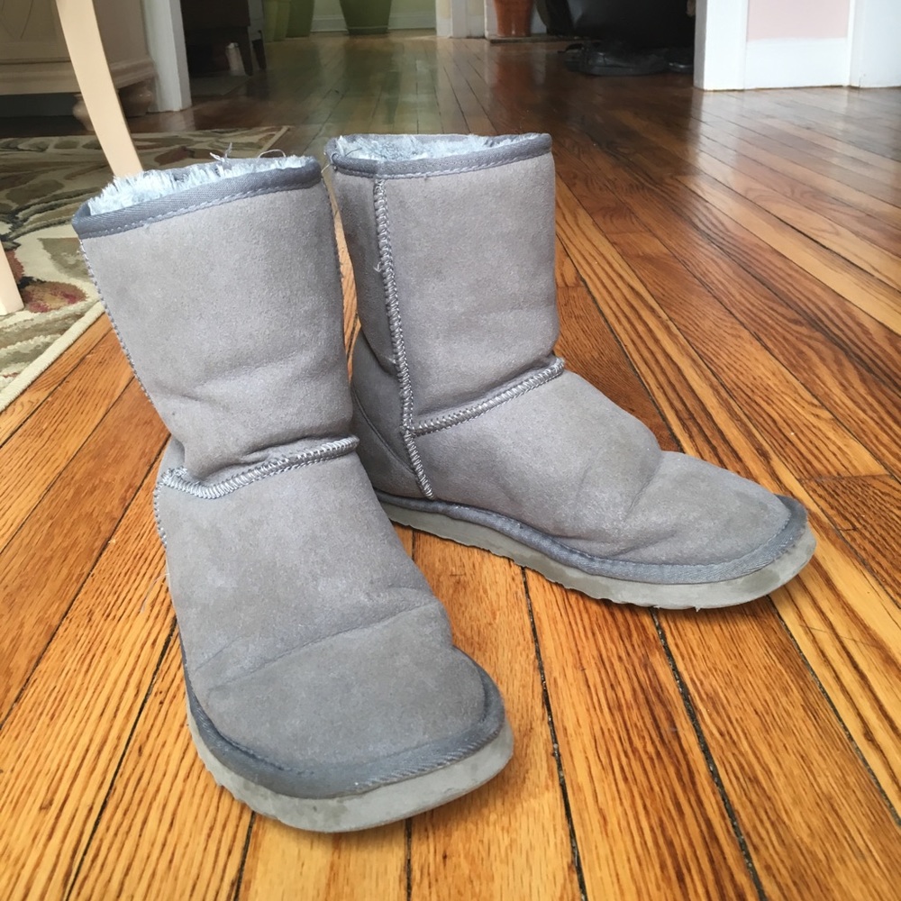 Gray Short UGG Boots - Size 8 - Slightly Worn