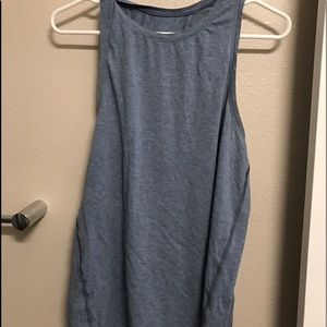 Lululemon top!
