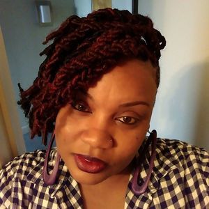 Meet your Posher, Keisha