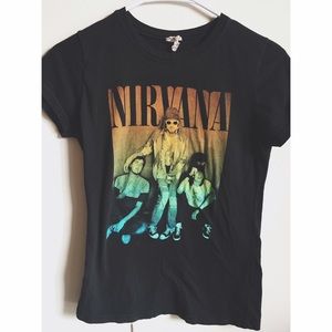 Nirvana tee