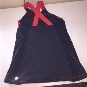 Lululemon Cross Back Athletic Tank Top. Size 8.