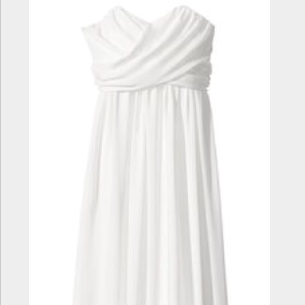 Creamy/White dress (slightly off white).
