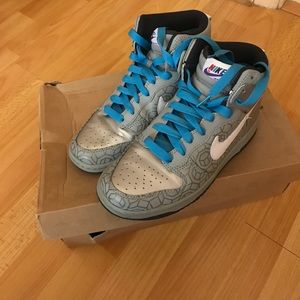 Women's Nike Dunk Hi