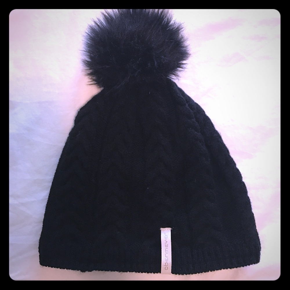 Black Obermeyer ski hat