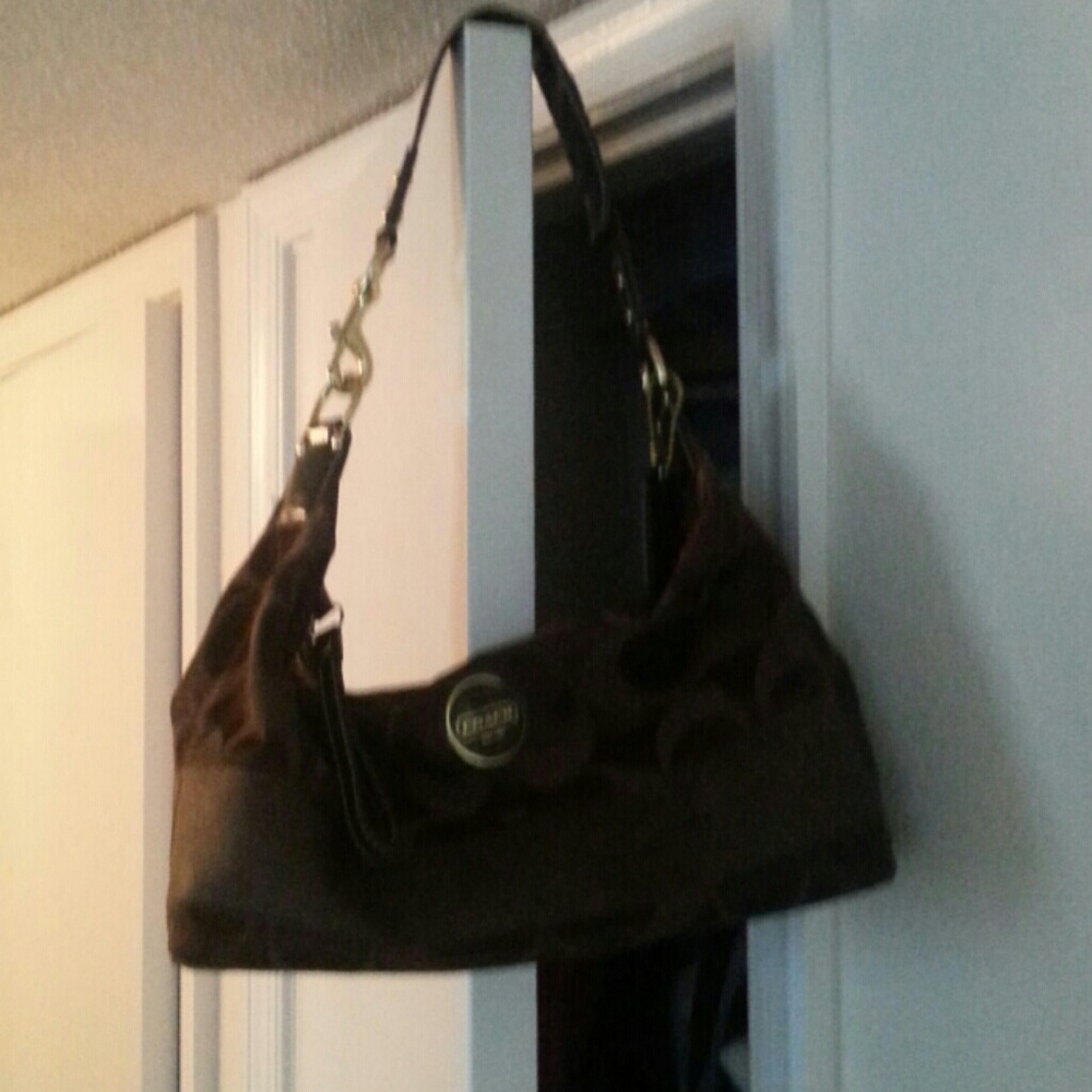 Handbag - Picture 3 of 6