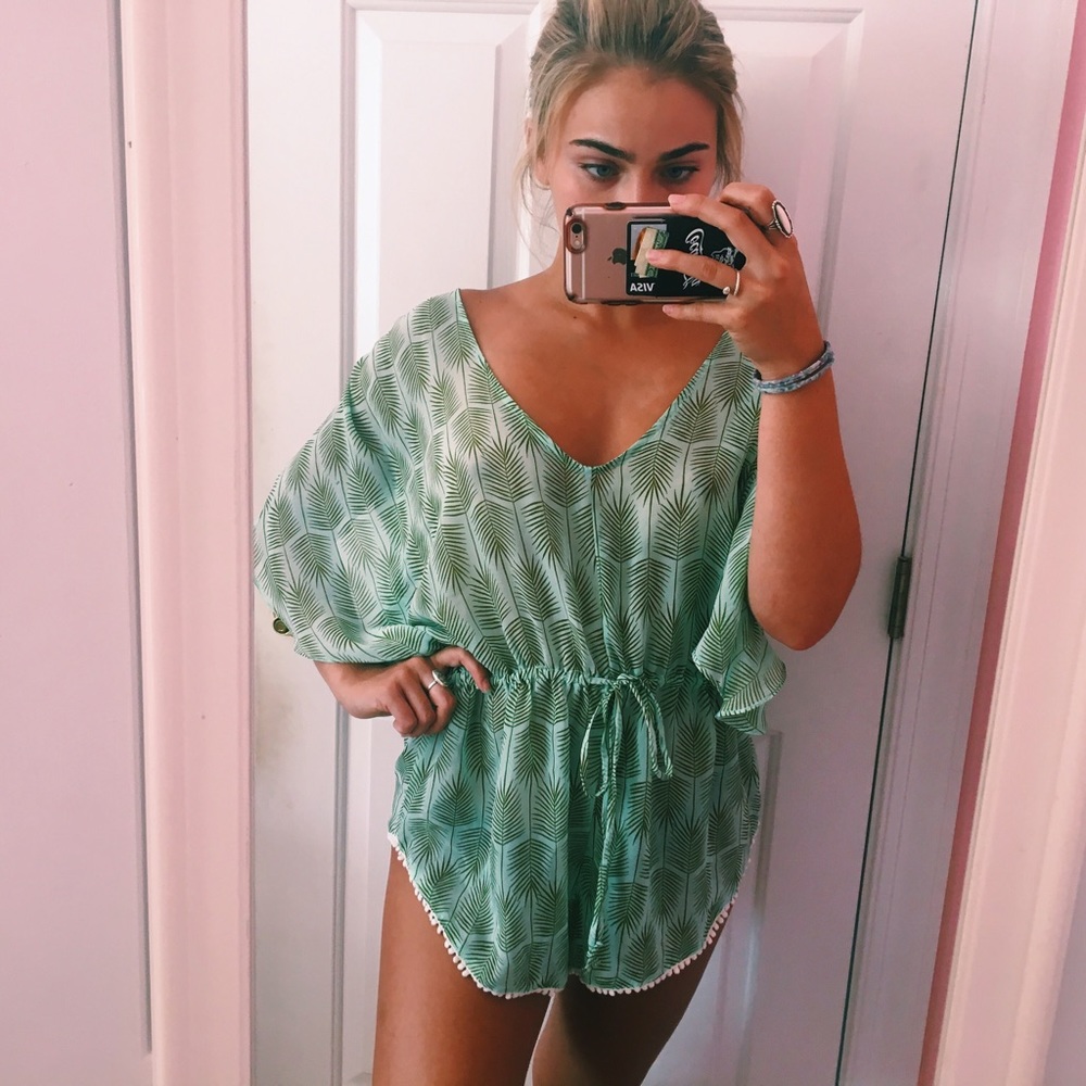 NWOT palm leaves beach cover-up